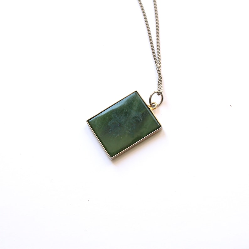 Vintage Sterling Silver Oriental Jade Necklace