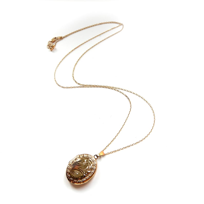 Vintage Rolled Gold Locket with 925 Silver Chain