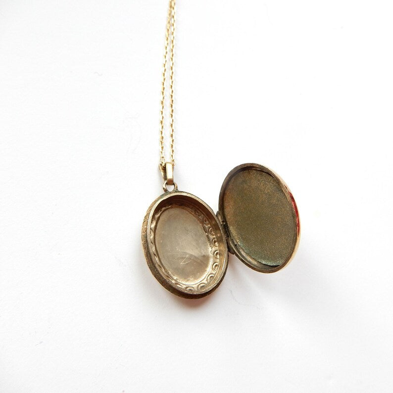 Vintage Rolled Gold Locket with 925 Silver Chain
