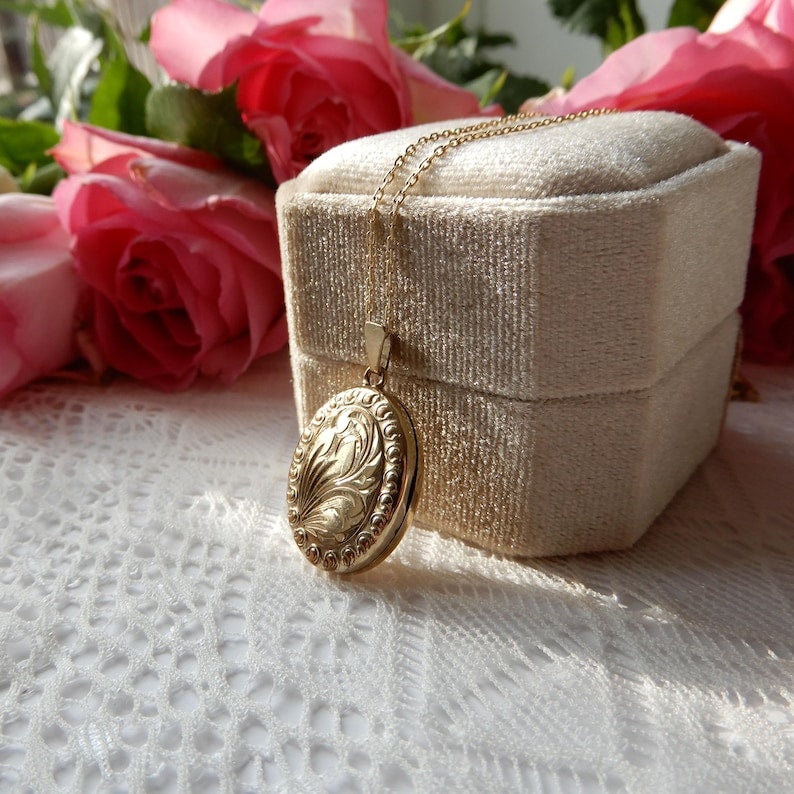 Vintage Rolled Gold Locket with 925 Silver Chain