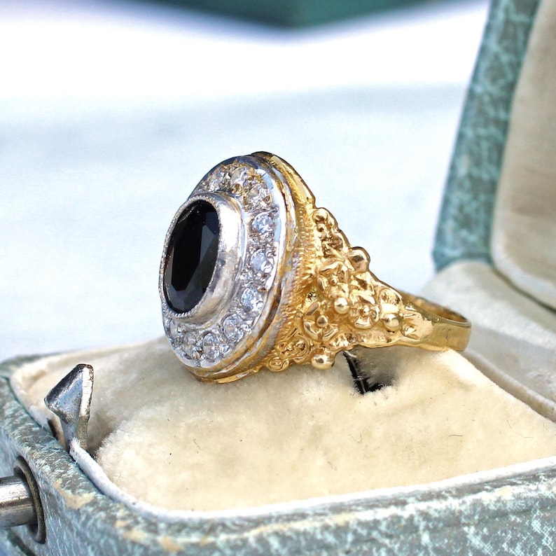 Victorian style Sterling Silver Emerald Paste Sweetheart Ring