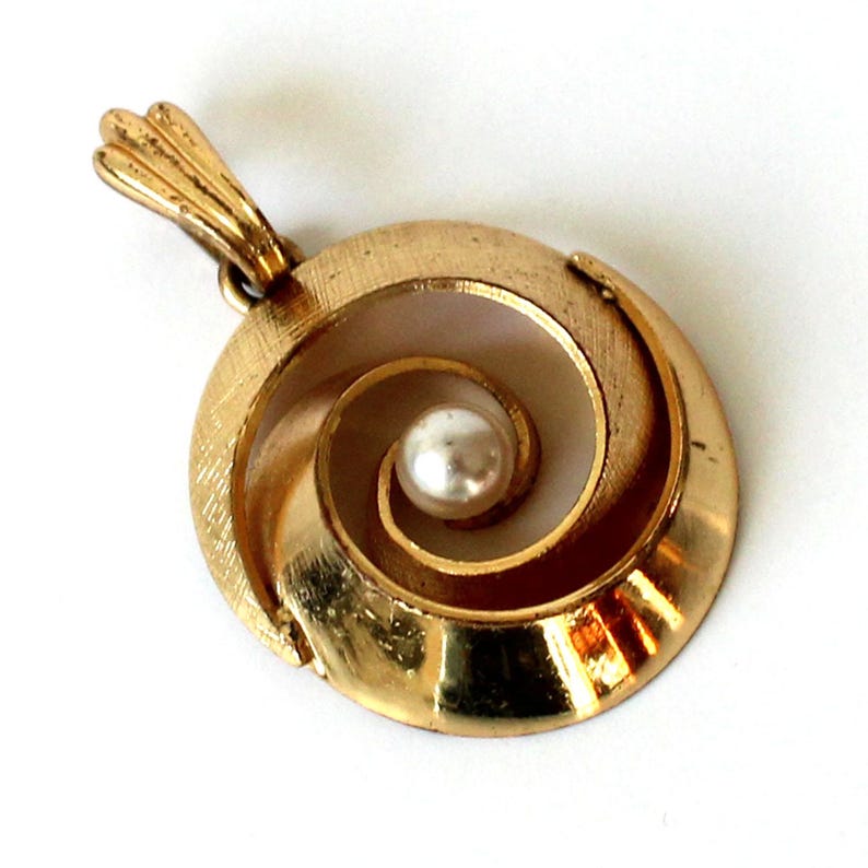 Vintage Rolled Gold Faux Pearl Spiral Pendant