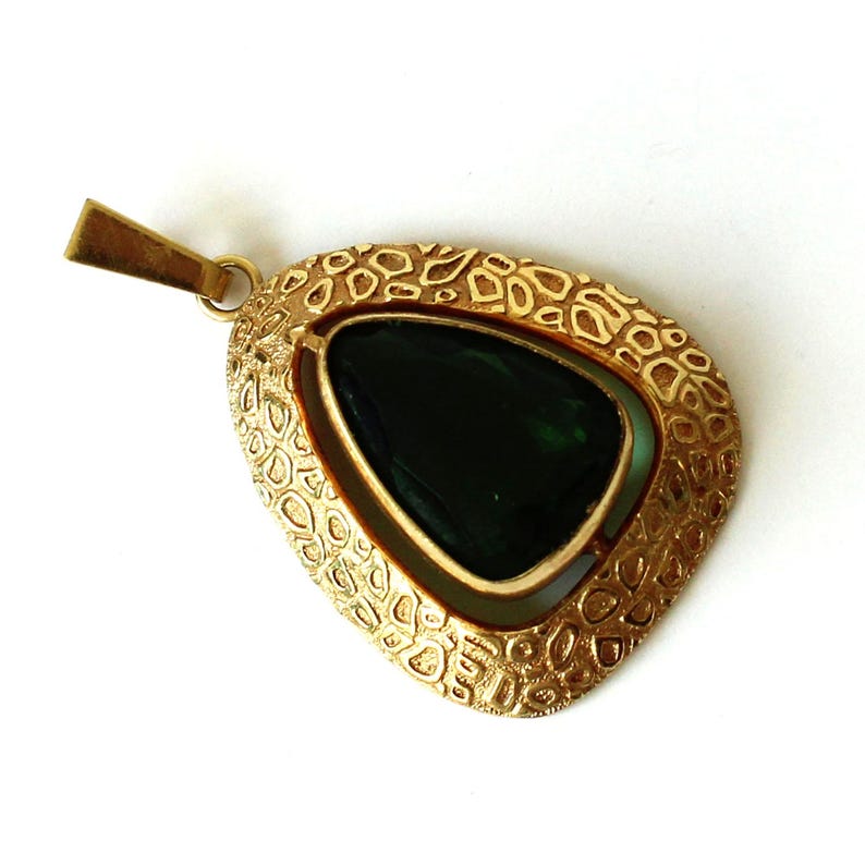 Vintage Rolled Gold Emerald Glass Pendant