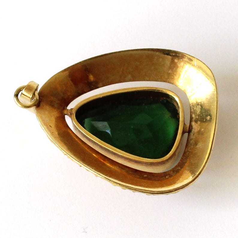 Vintage Rolled Gold Emerald Glass Pendant