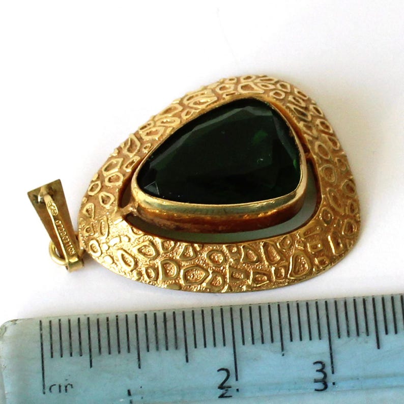 Vintage Rolled Gold Emerald Glass Pendant