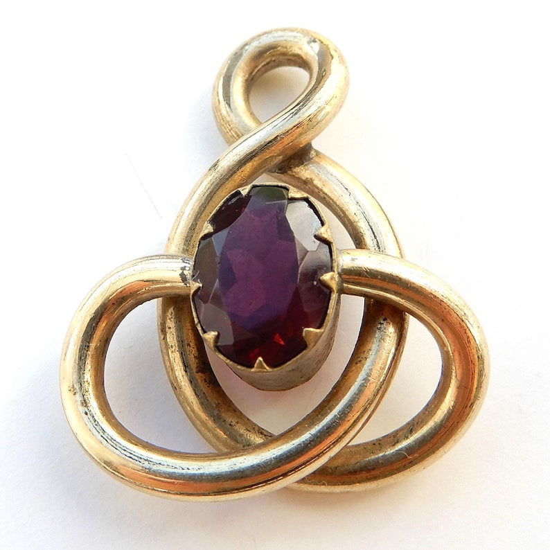 Antique Pinchbeck Garnet Paste Knot Pendant
