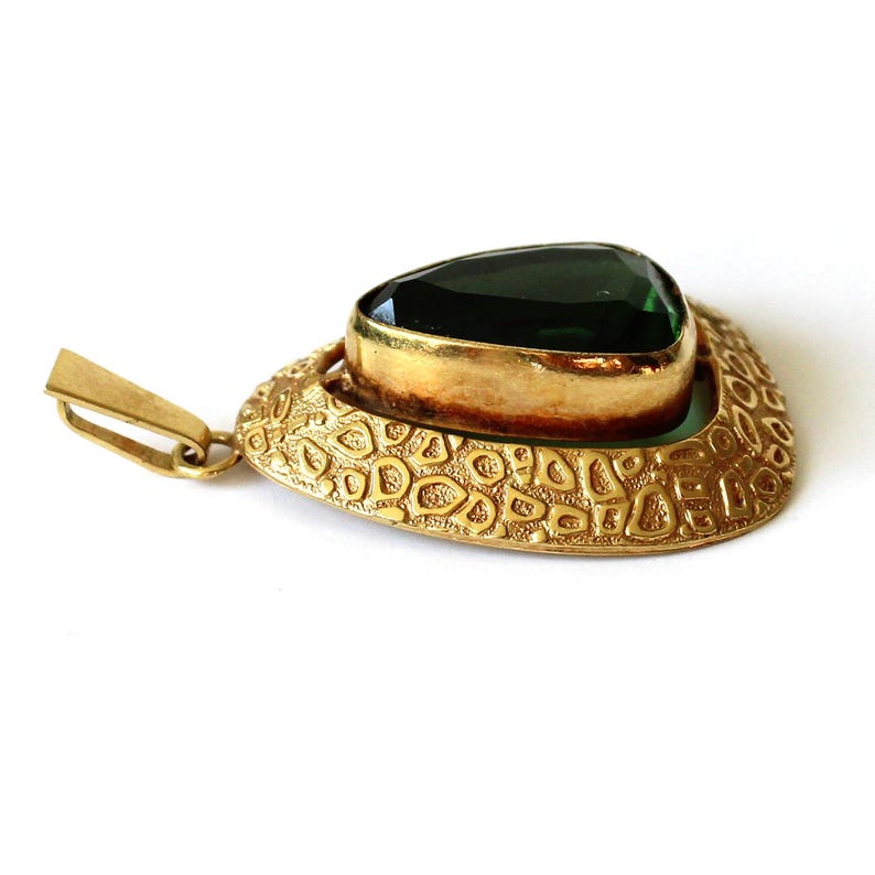 Vintage Rolled Gold Emerald Glass Pendant