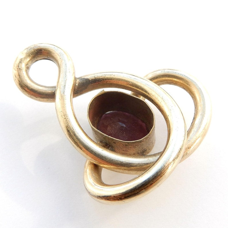 Antique Pinchbeck Garnet Paste Knot Pendant