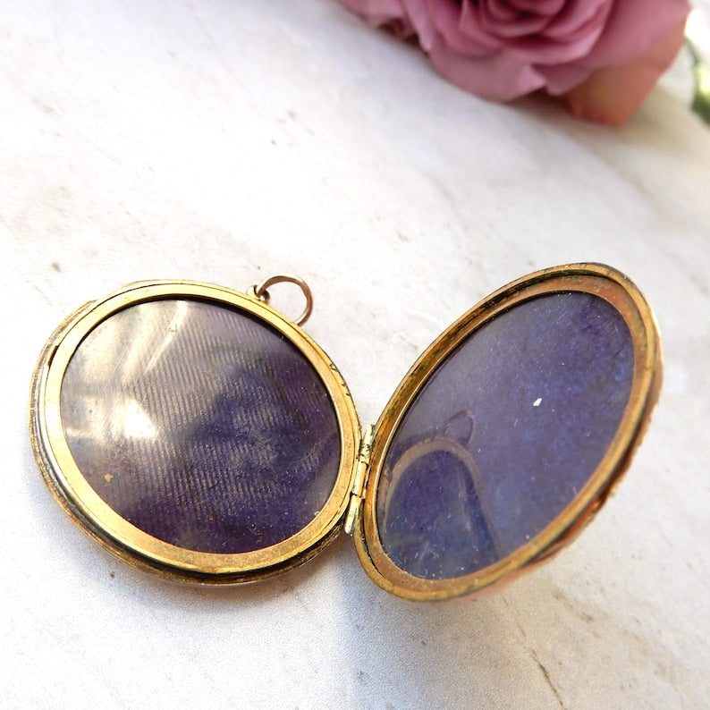 Antique 9ct Gold Back & Front Paste Locket