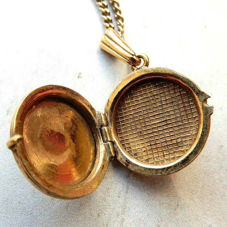 Vintage Rolled Gold Circle Locket with Chain