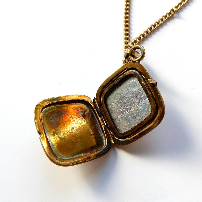 Vintage Rolled Gold Locket with Chain