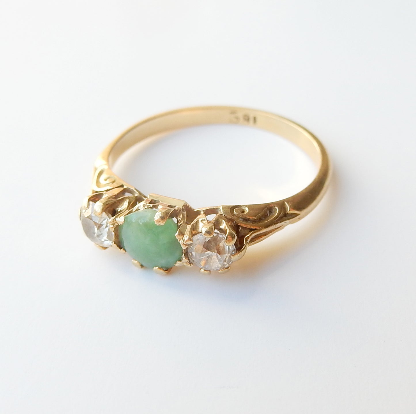 Antique 18ct Diamond & Jade Ring