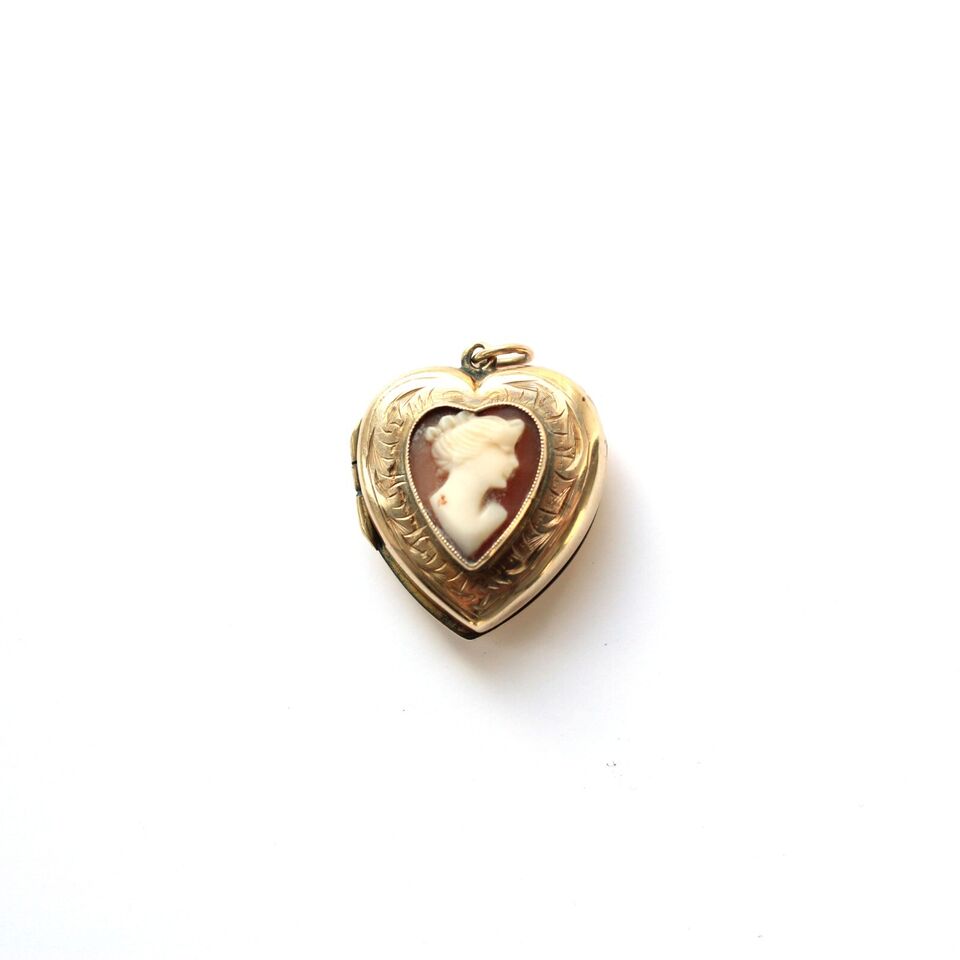 Antique 9ct Gold Back & Front Cameo Locket