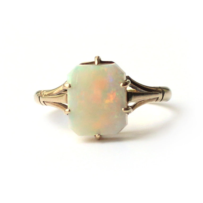Vintage 9ct Gold Opal Ring