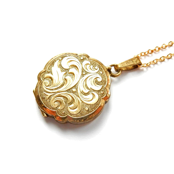 Vintage Rolled Gold Scallop Locket with Chain Andreas Daub