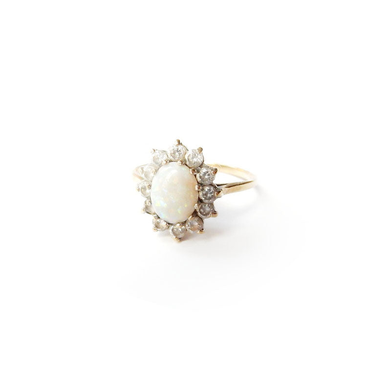 Vintage 9ct Gold Opal Flower Ring US Size 7 UK O 1/2 October Birthstone