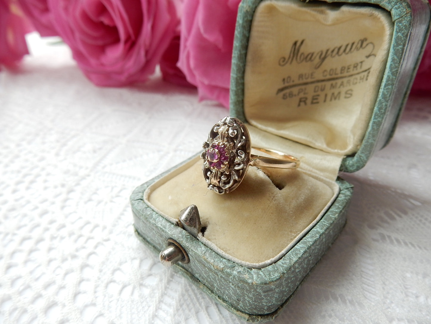Unusual Antique 9ct White Gold Filigree Ruby Ring US Size 8 3/4 UK S
