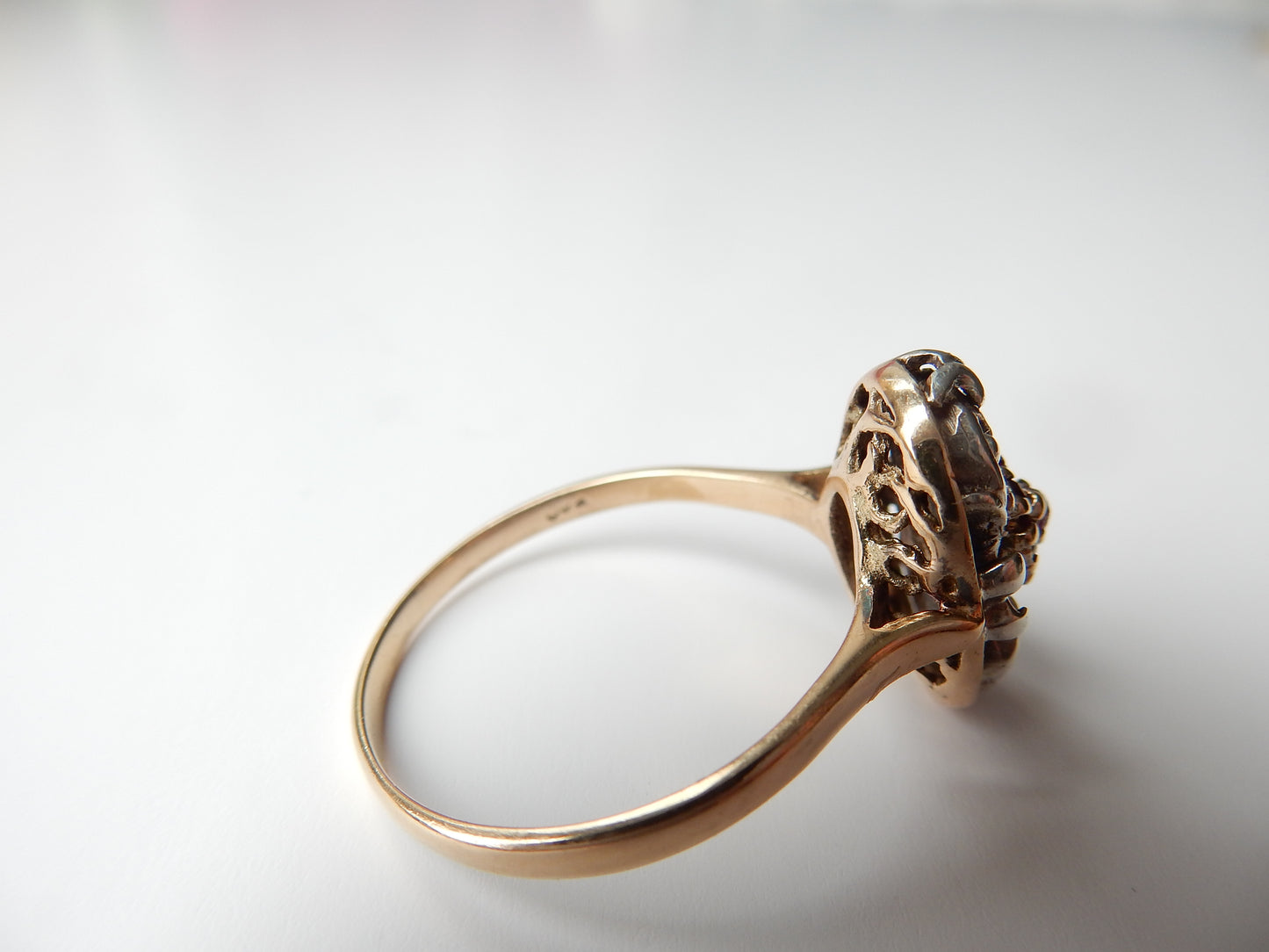 Unusual Antique 9ct White Gold Filigree Ruby Ring US Size 8 3/4 UK S
