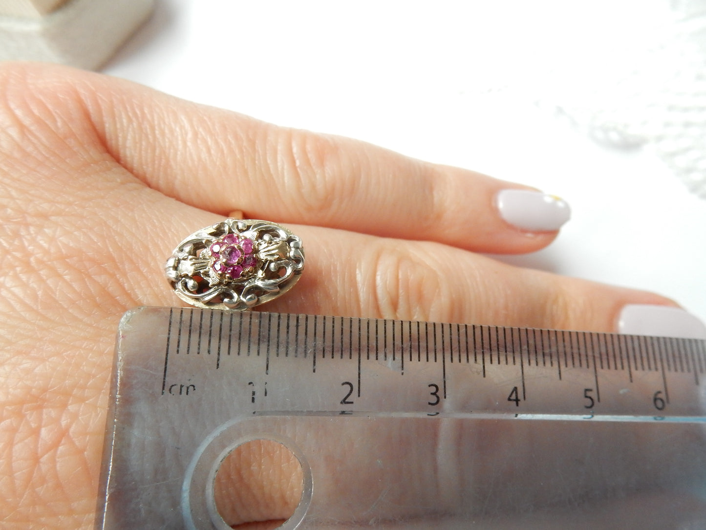 Unusual Antique 9ct White Gold Filigree Ruby Ring US Size 8 3/4 UK S