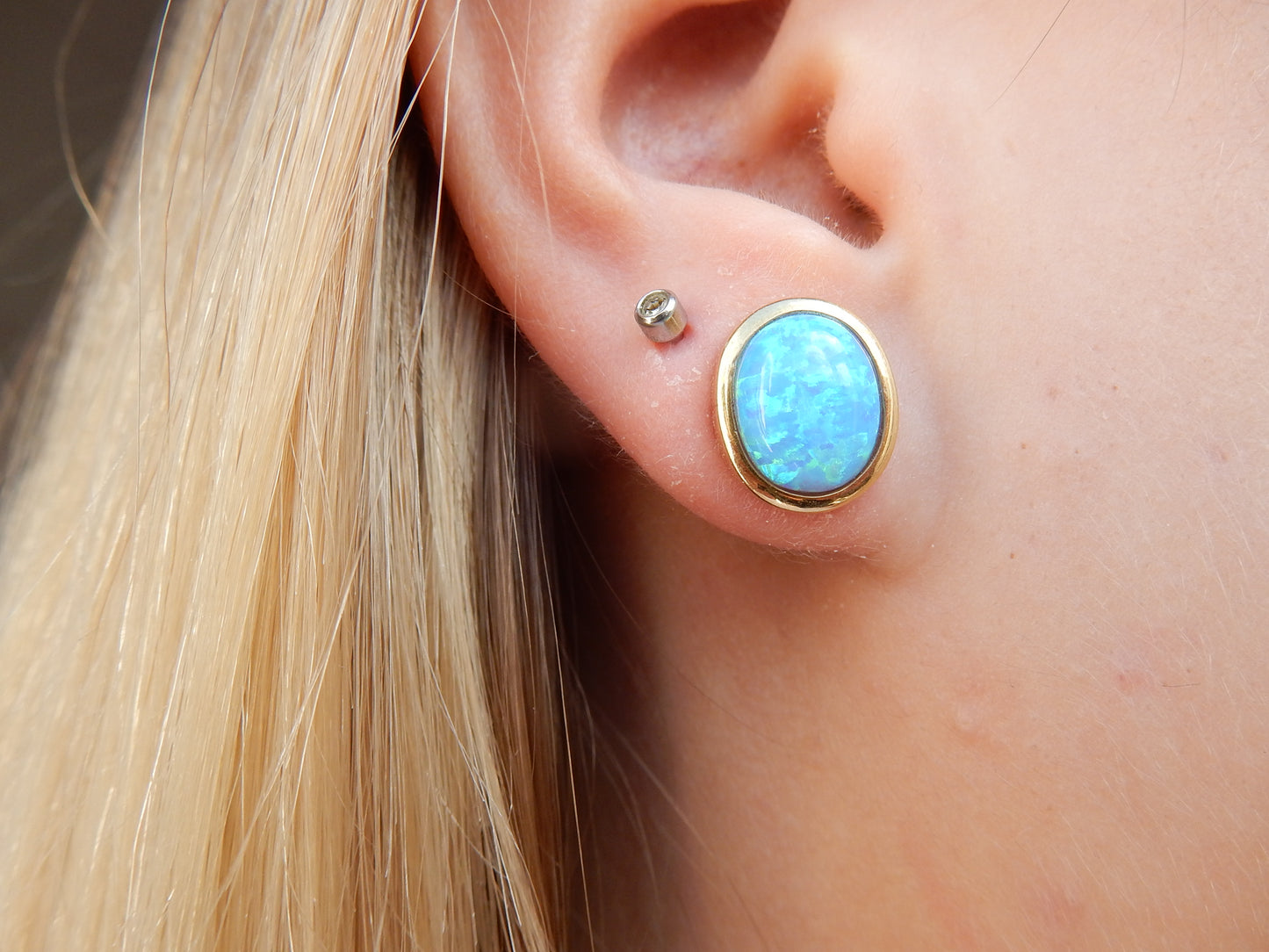 Vintage 10ct Gold Opal Earrings