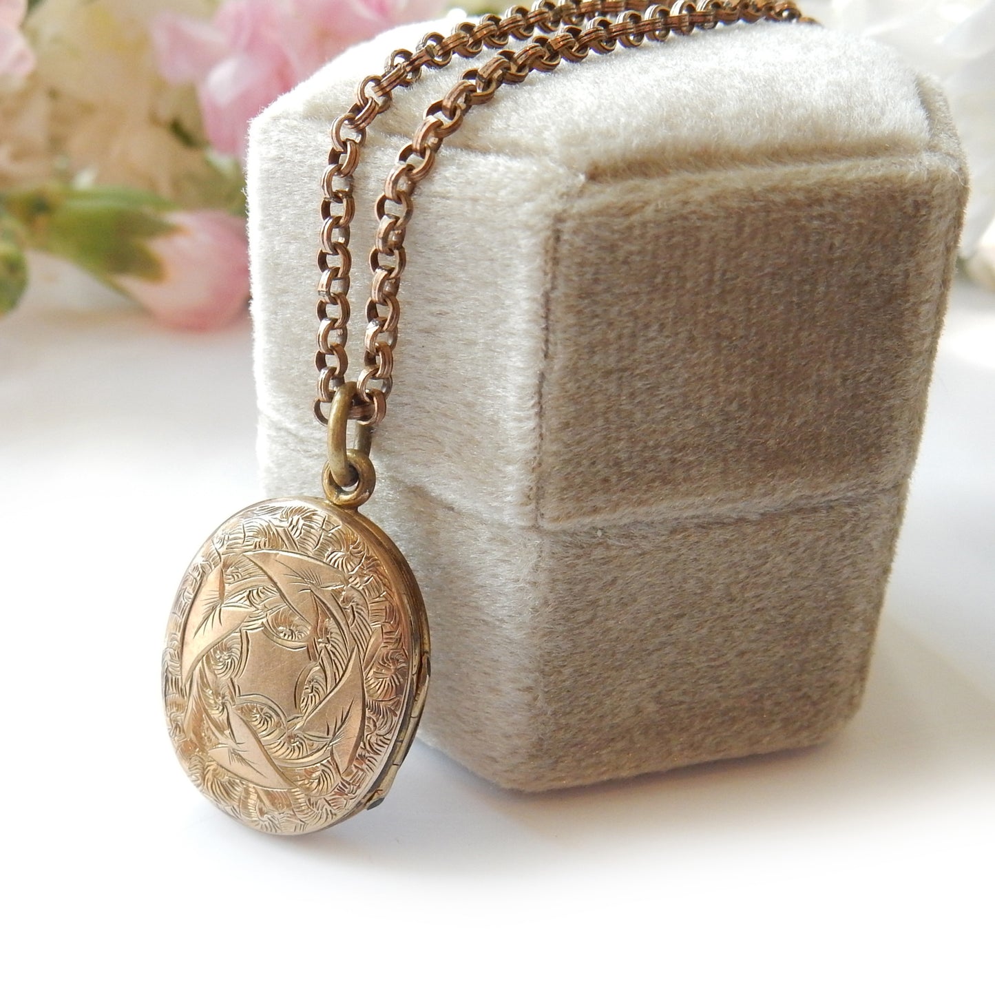 Antique Rolled Gold Engraved Ivy Leaf Locket with Antique Chain