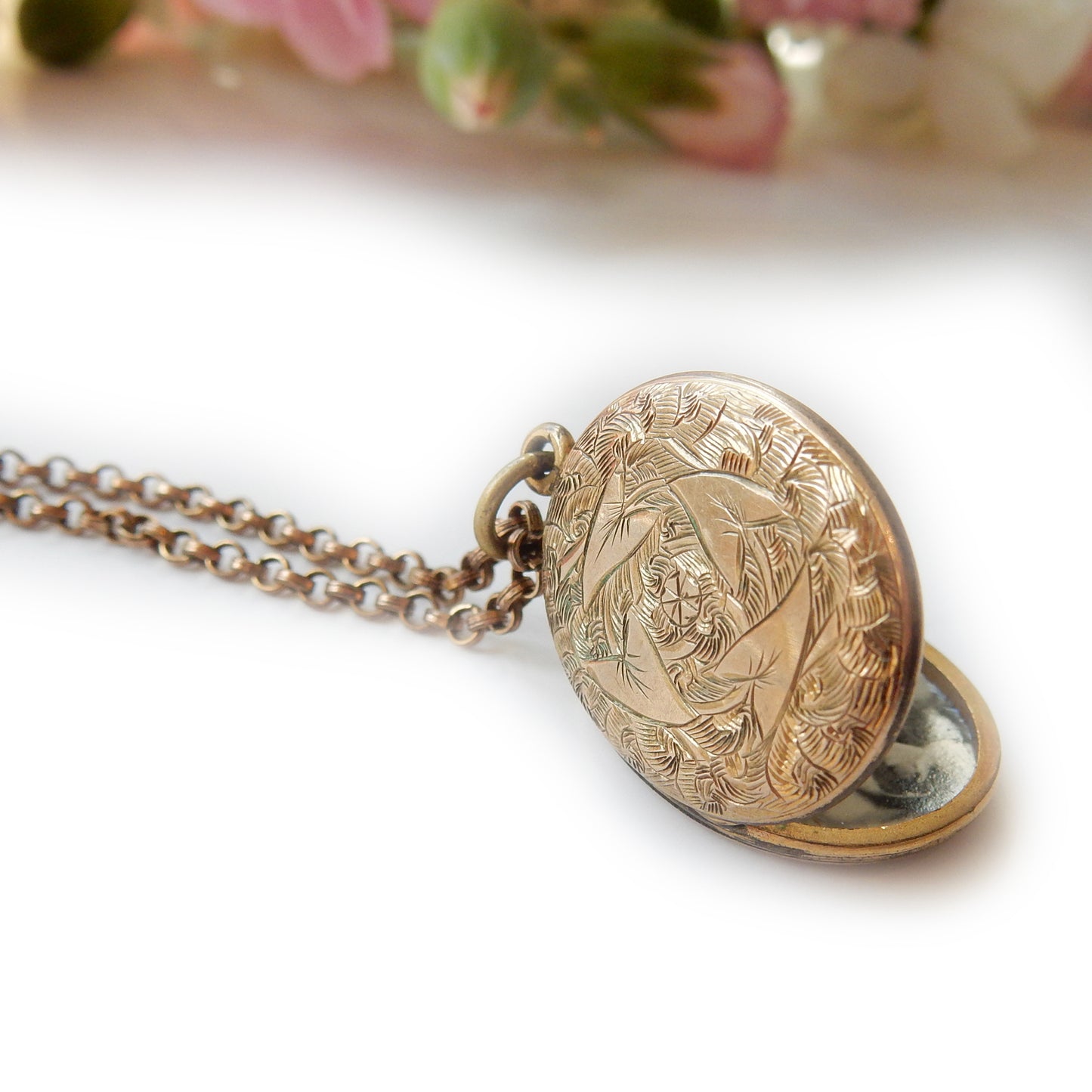 Antique Rolled Gold Engraved Ivy Leaf Locket with Antique Chain