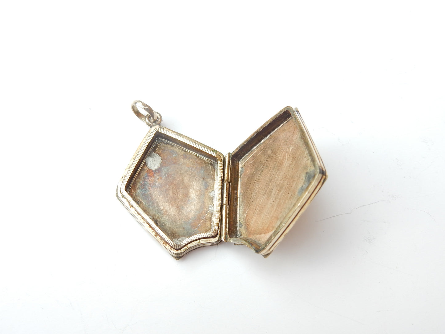 Antique Rolled Gold Shield Locket Vintage Gold Engraved Locket