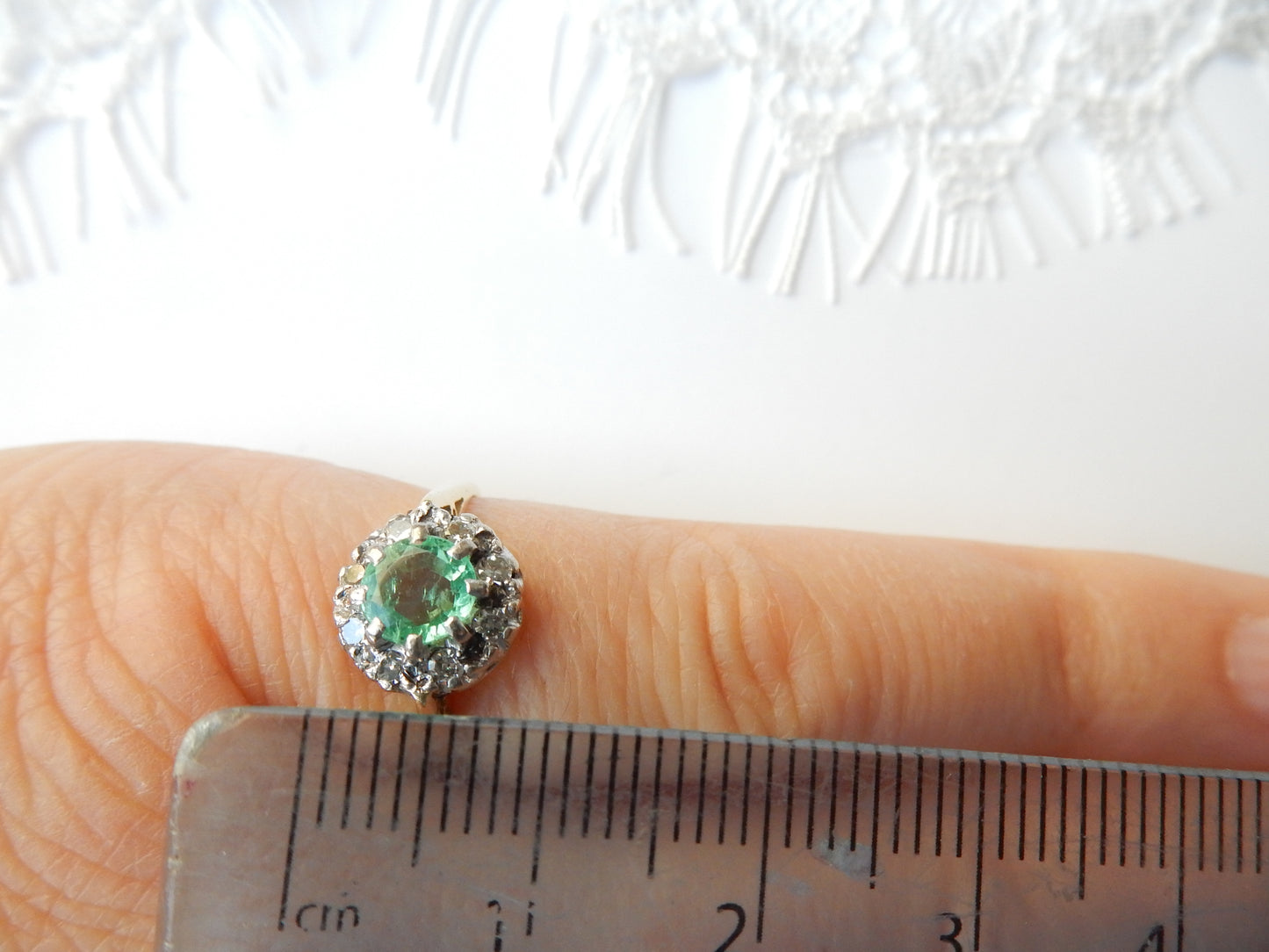 Antique 18ct Gold Emerald & Diamond Halo Ring UK Size M 1/2 US 6