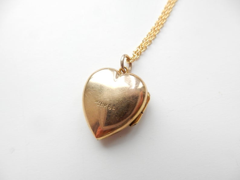 Vintage 9 Carat Gold Back & Front Locket Keepsake Heart Locket Necklace