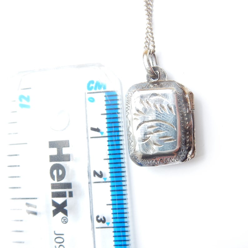 Vintage Sterling Silver Engraved Photo Locket Necklace