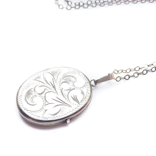 Vintage Sterling Silver Engraved Photo Locket Necklace