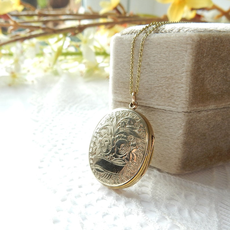 Edwardian Rolled Gold Engraved Photo Locket