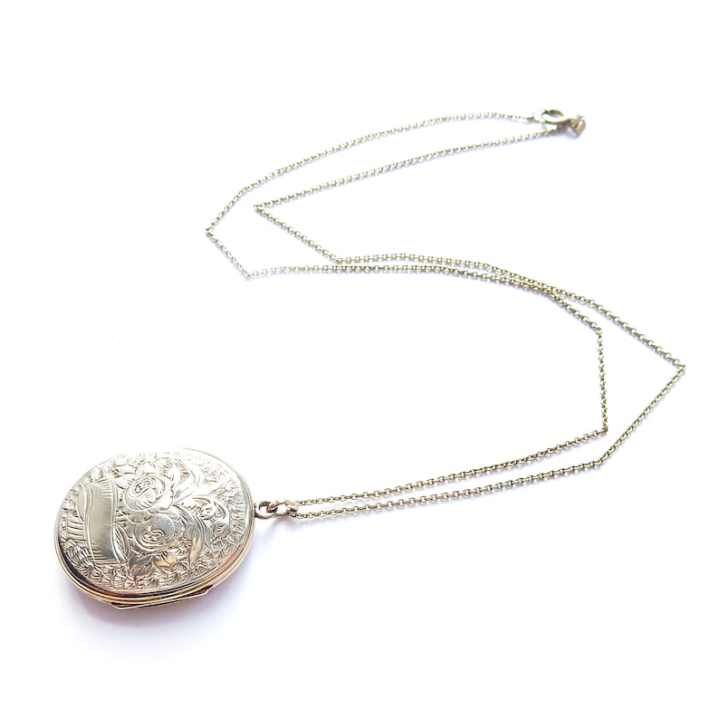 Edwardian Rolled Gold Engraved Photo Locket