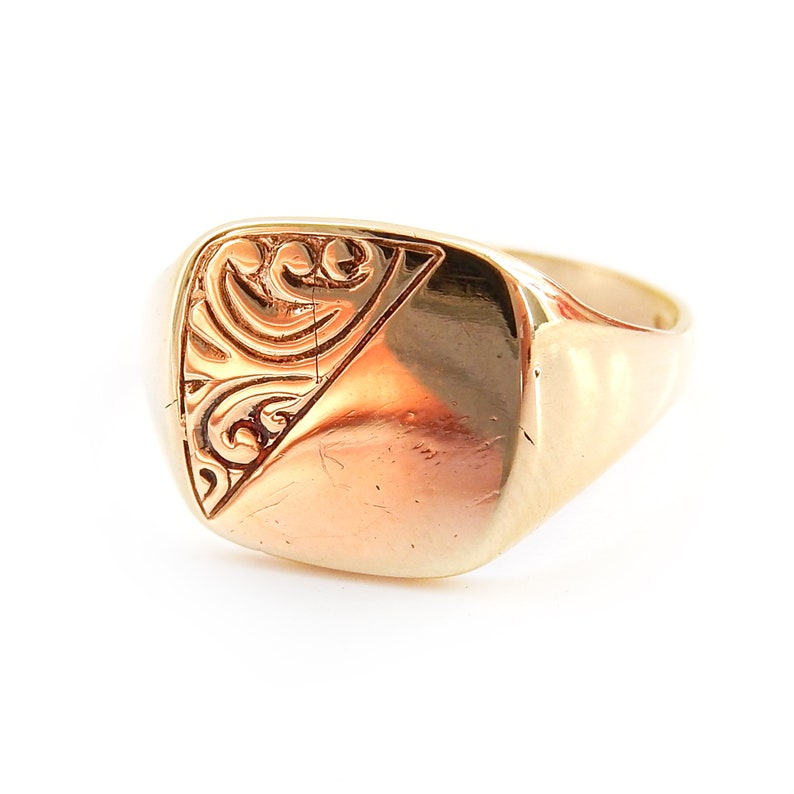 Vintage 9ct Gold Signet Ring Size 9.5
