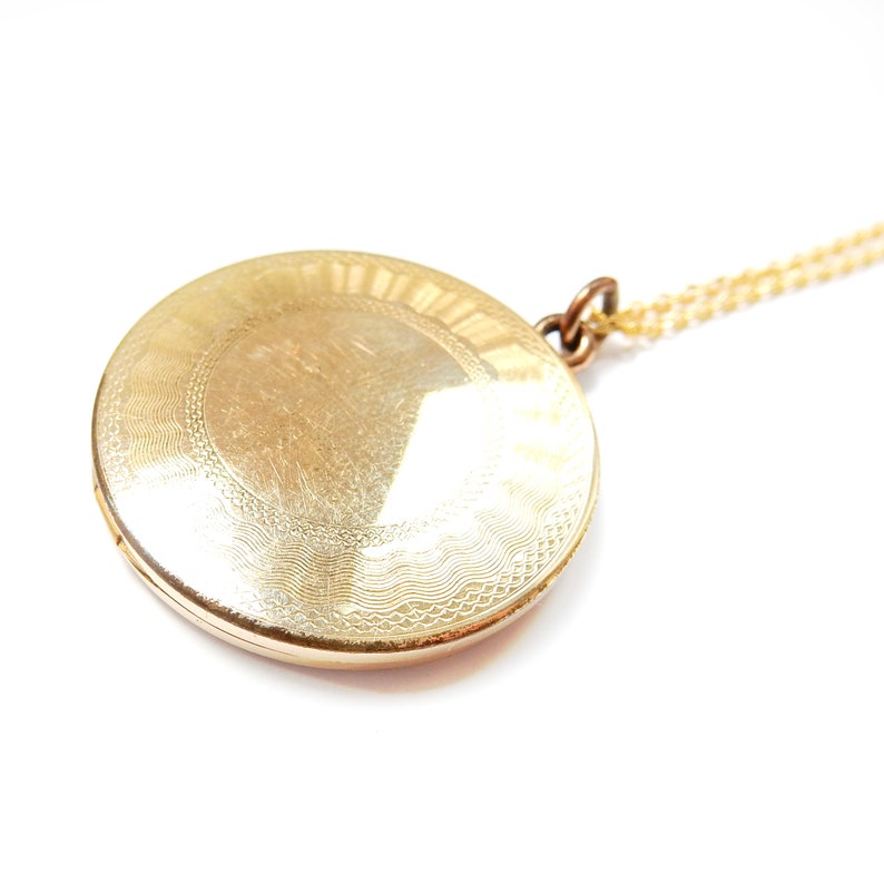 Vintage Rolled Gold Locket & Chain