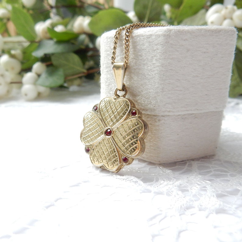 Vintage Rolled Gold Clover Leaf Locket & Chain