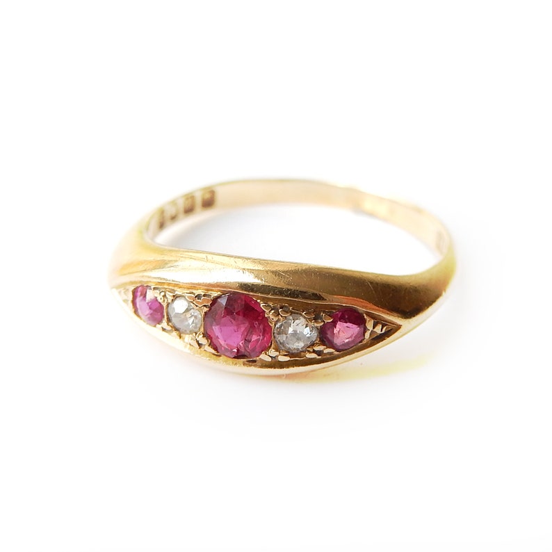 Antique 18ct Gold Ruby & Diamond Ring Size 7.5