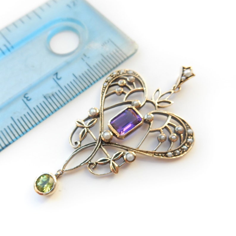 Art Nouveau Style 9ct Gold Peridot Amethyst & Seed Pearl Pendant