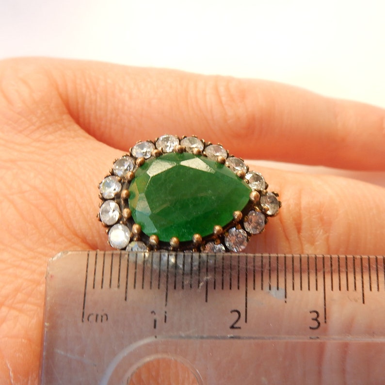 Vintage Solid Silver Green Chalcedony Cocktail Ring US Size 7.5 UK P 1/2