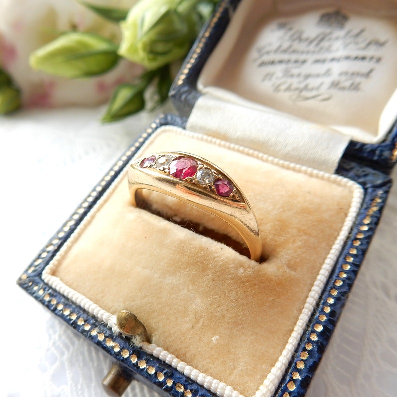 Antique 18ct Gold Ruby & Diamond Ring US Size 7.5 UK P 1/2