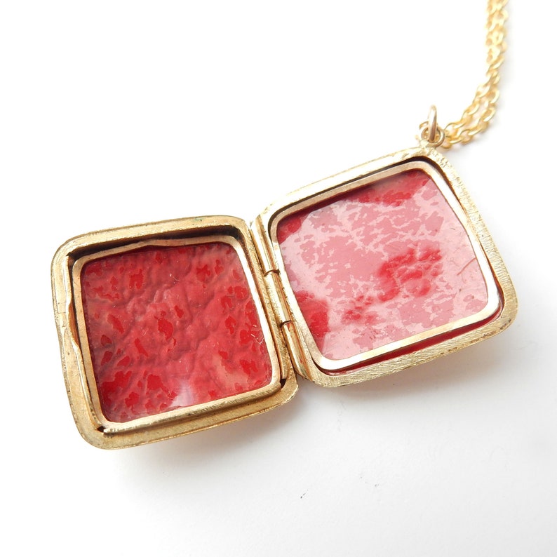 Vintage 9ct Gold Back & Front Diamond Locket & Chain