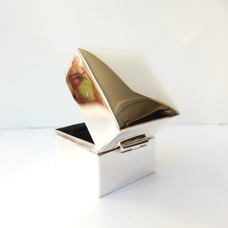Luxury Sterling Silver Engagement Ring Presentation Gift Box