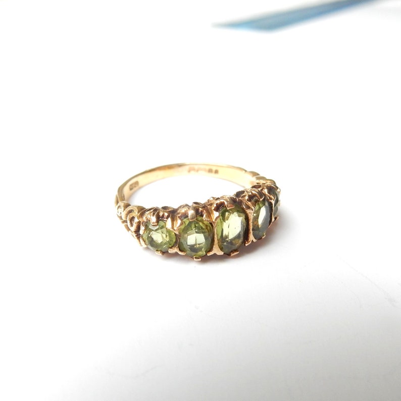 Antique 9ct Gold Peridot Five Stone Ring US Size 6 3/4