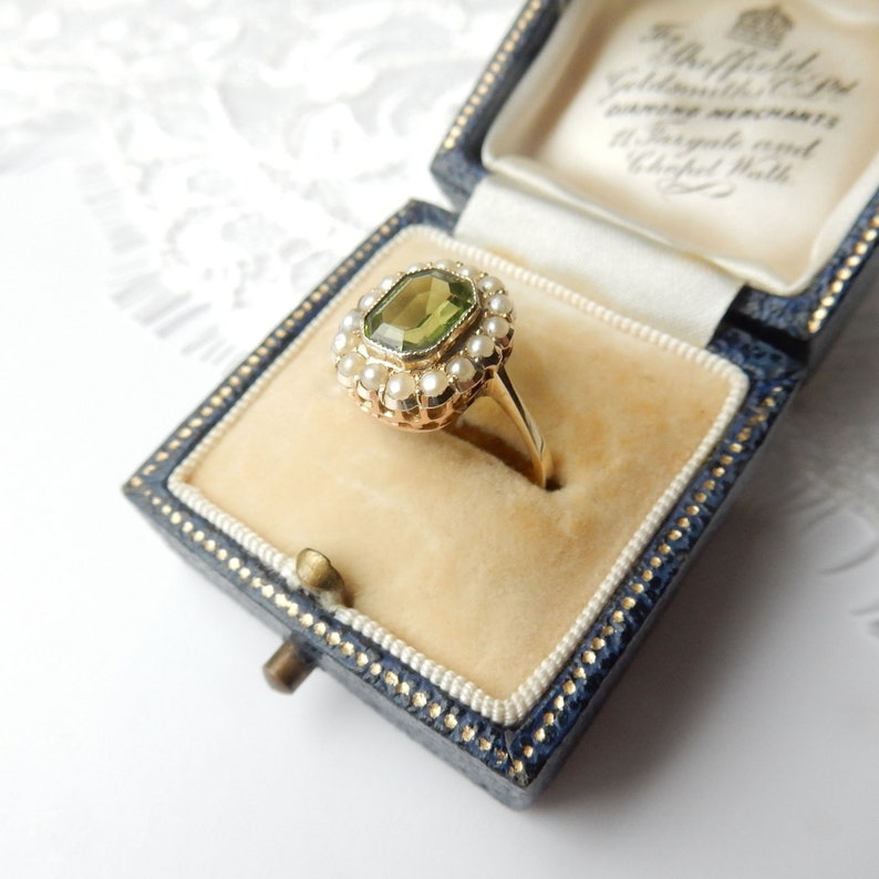 Antique 9ct Gold Peridot & Seed Pearl Ring US Size 6