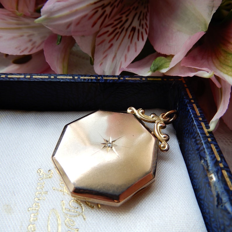 Antique 9ct Gold Back & Front Diamond Locket