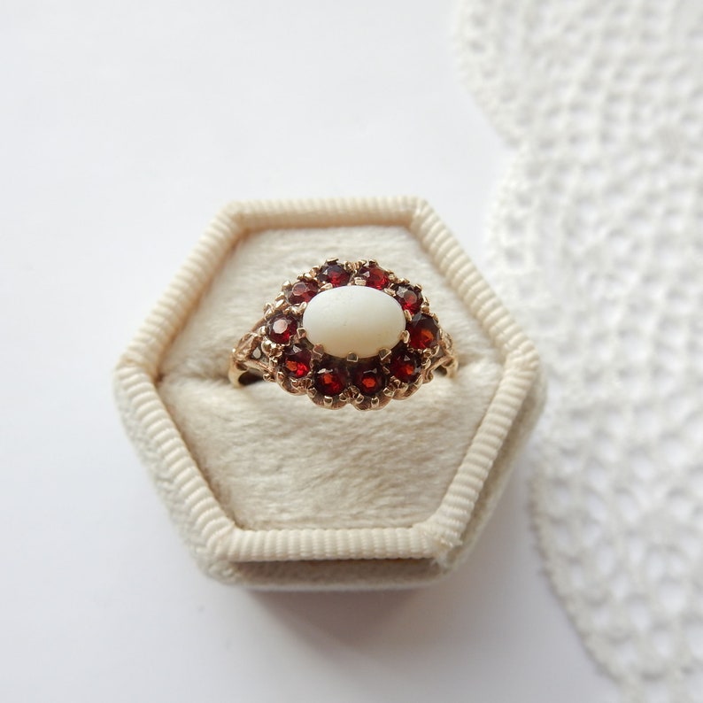 Antique 9ct Gold Opal & Garnet Ring US SIZE 7.5 UK P 1/2