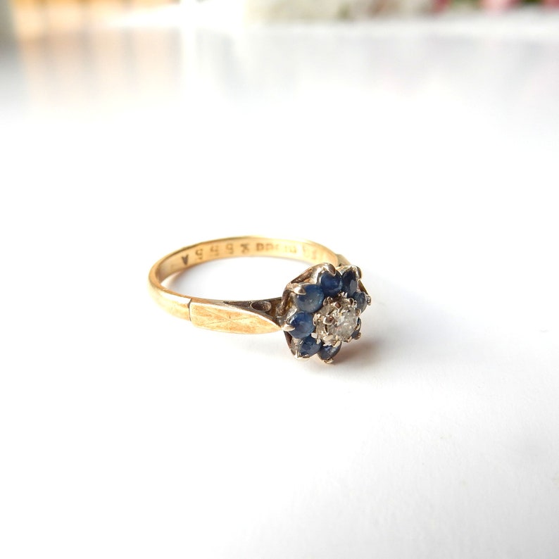 Antique 18ct Gold Diamond & Sapphire Daisy Ring US Size 6 UK N September Birthstone