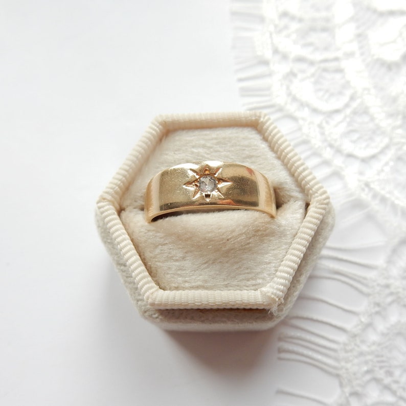 Vintage 9ct Gold CZ Star Gypsy Band US Size 7 3/4 UK Q