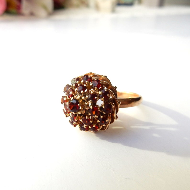 Vintage 14ct Gold Garnet Cocktail Ring US Size 7.5 UK Q