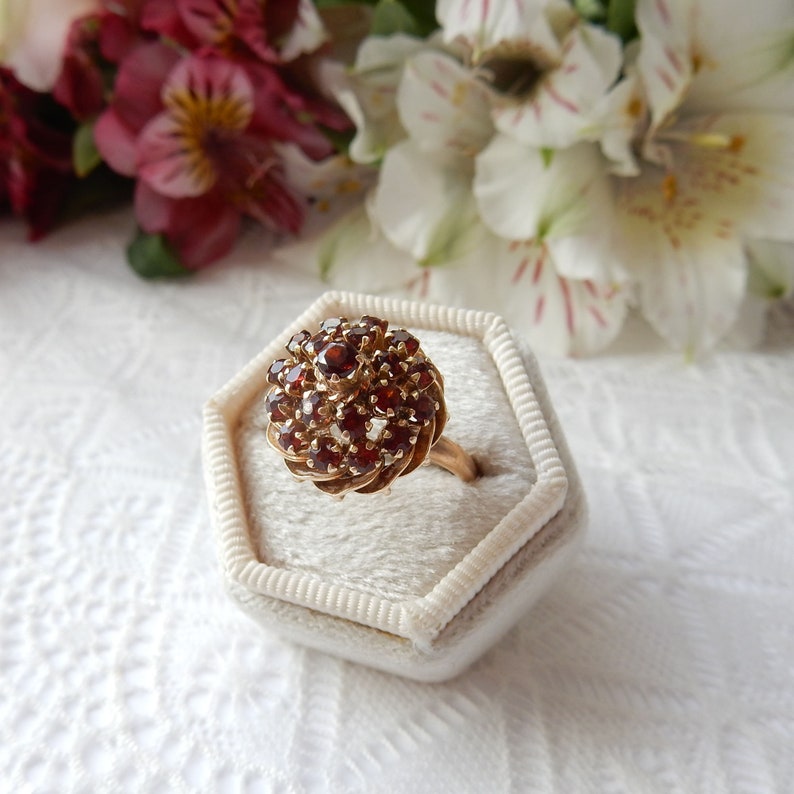 Vintage 14ct Gold Garnet Cocktail Ring US Size 7.5 UK Q